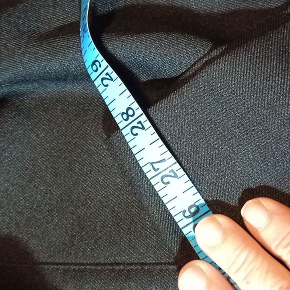 Alfred Dunner 16 stretchy top black skirt new with tags, pockets black - Picture 3 of 4